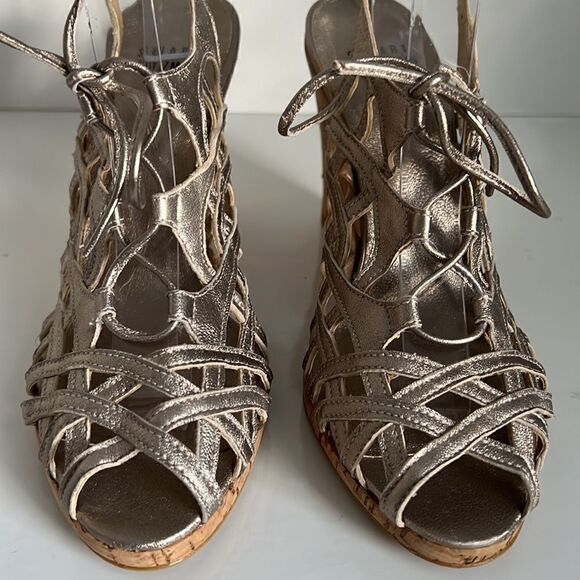 Stuart Weitzman Metallic Leather Wedge Cork Heel Lace Up Sandals Size 38 - Picture 4 of 15